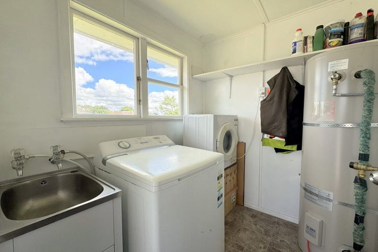 Photo of property in 28 Victor Street, Dannevirke, 4930