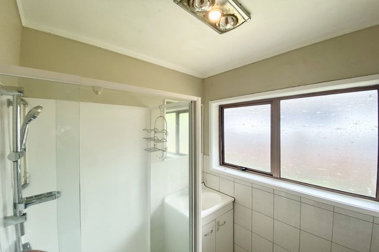 Photo of property in 2/39 Ashlynne Avenue, Papatoetoe, Auckland, 2025