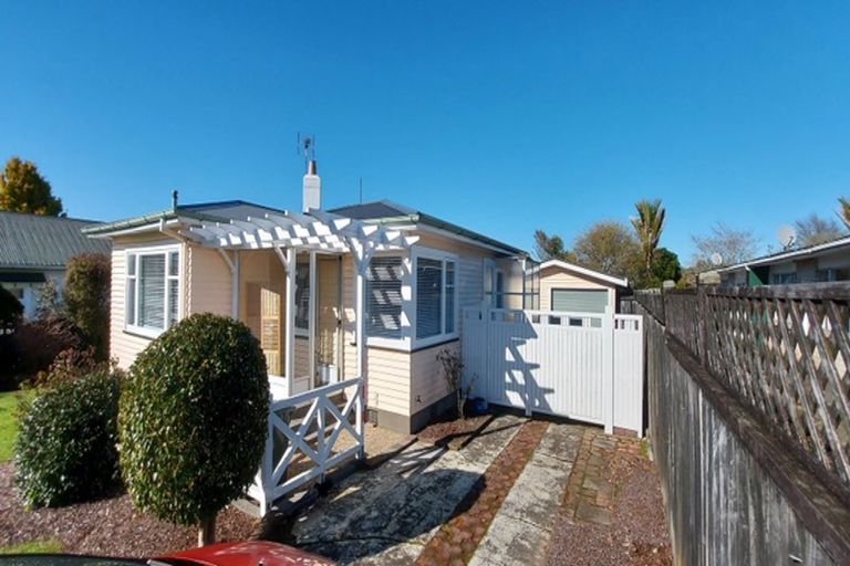 Photo of property in 51 Celia Street, Stratford, 4332