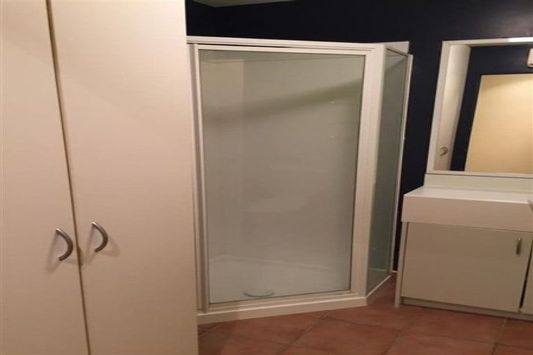 Photo of property in Pirie Street Townhouses, 22/35 Pirie Street, Mount Victoria, Wellington, 6011