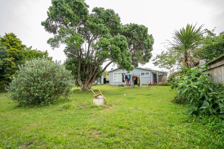 Photo of property in 68 Mclarin Road, Glenbrook, Waiuku, 2681