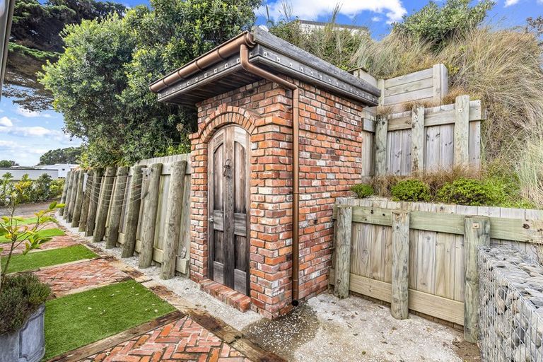 Photo of property in 71 Rosetta Road, Raumati South, Paraparaumu, 5032