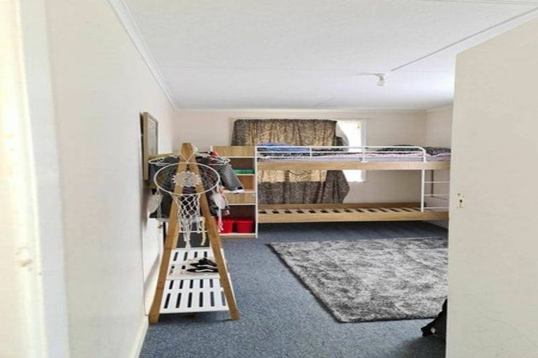 Photo of property in 10 Ross Road, Western Heights, Rotorua, 3015