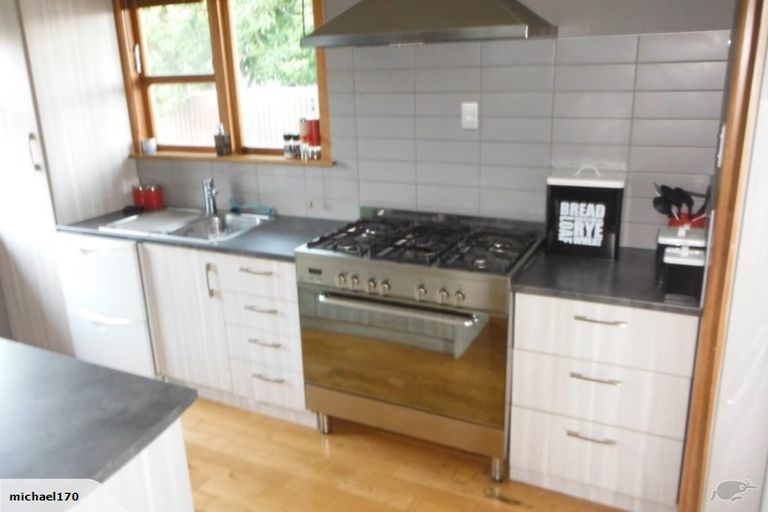 Photo of property in 4 Firth Place, Awapuni, Palmerston North, 4412