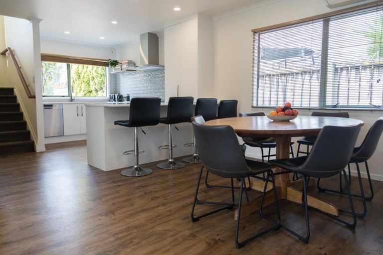 Photo of property in 630a Te Atatu Road, Te Atatu Peninsula, Auckland, 0610