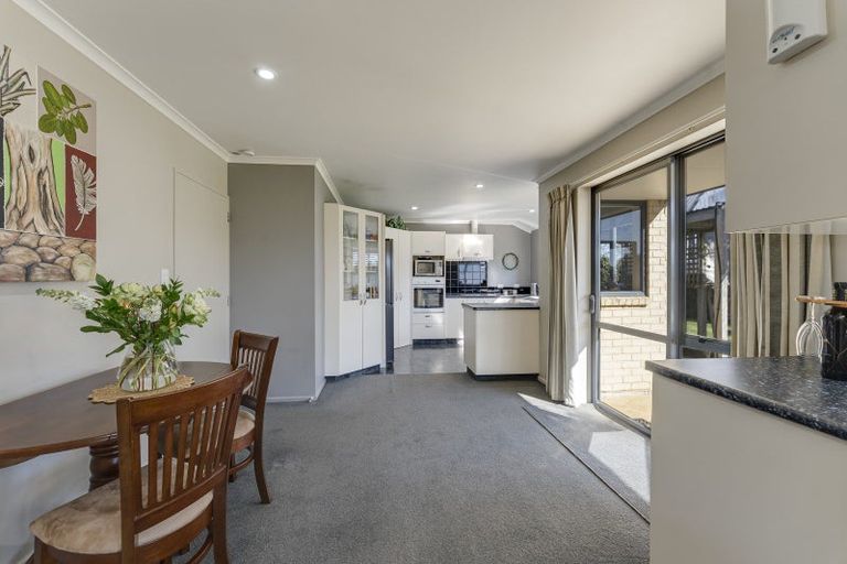 Photo of property in 16 Monaco View, Stoke, Nelson, 7011