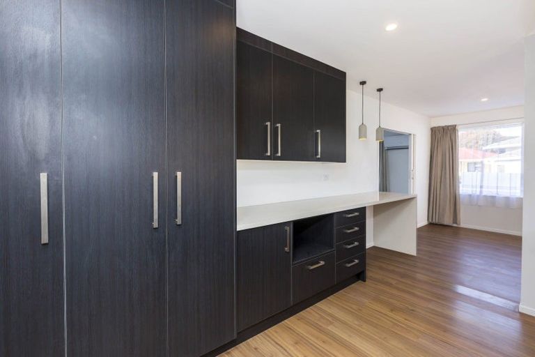 Photo of property in 16 Seattle Grove, Totara Park, Upper Hutt, 5018