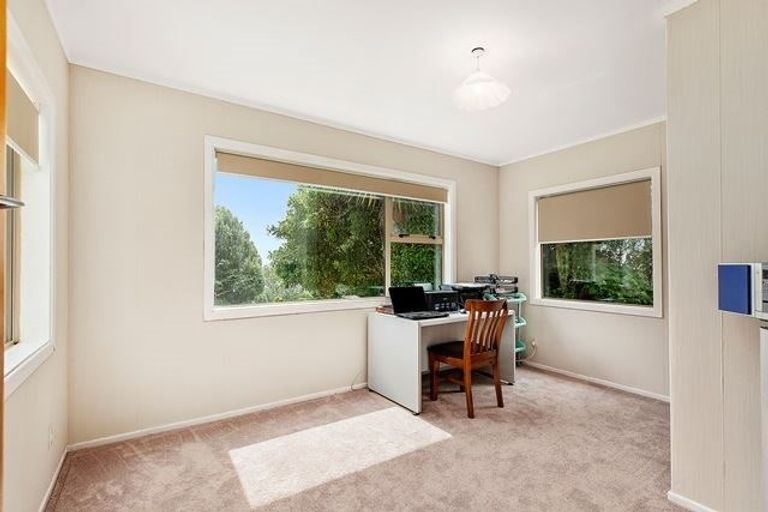 Photo of property in 59 Sunrise Boulevard, Tawa, Wellington, 5028