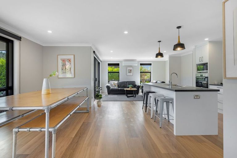 Photo of property in 2 Kahu Close, Kaiteriteri, Motueka, 7197