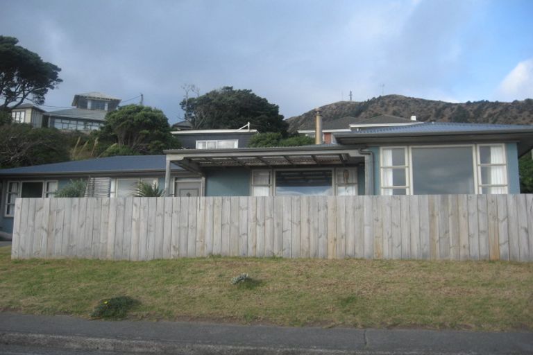 Photo of property in 15 The Parade, Paekakariki, 5034