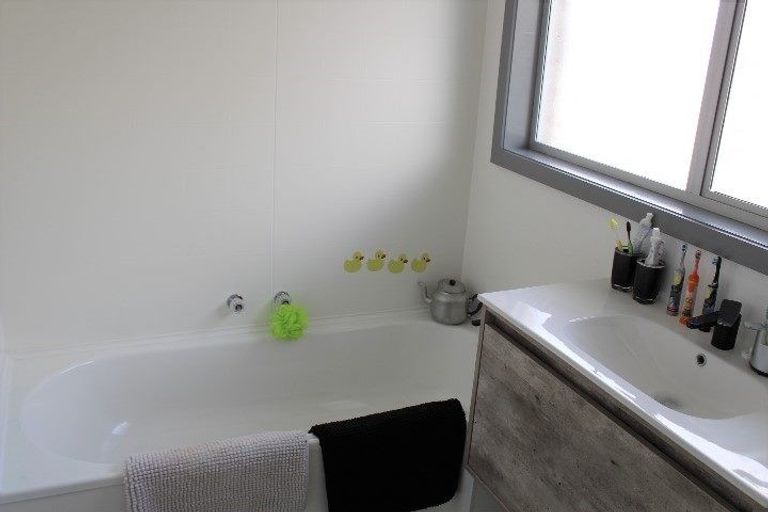 Photo of property in 6 Marlborough Place, Tokoroa, 3420