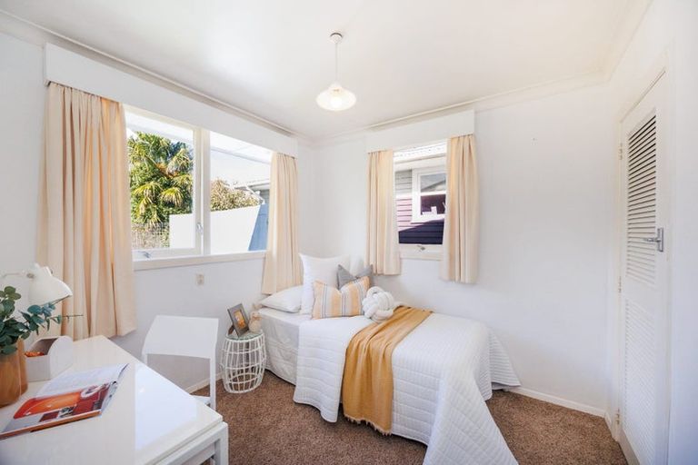Photo of property in 34 Long Melford Road, Awapuni, Palmerston North, 4412