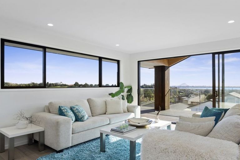 Photo of property in 6 Greenvale Place, Welcome Bay, Tauranga, 3112