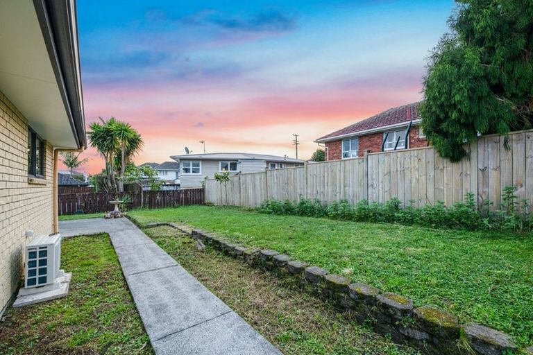 Photo of property in 62 Waitaki Street, Henderson, Auckland, 0612