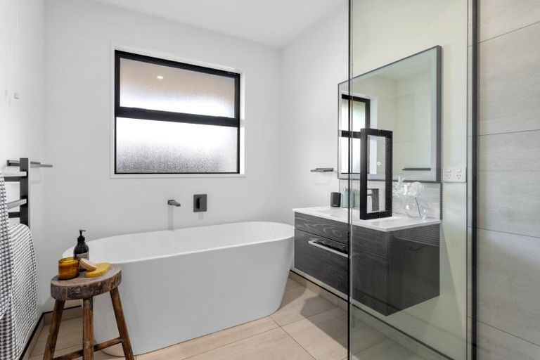 Photo of property in 17 Goldie Drive, Rangiora, 7400