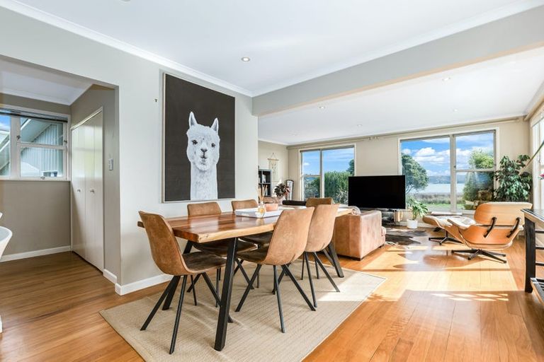Photo of property in 7 Motukaraka Point, Pauatahanui, Porirua, 5381