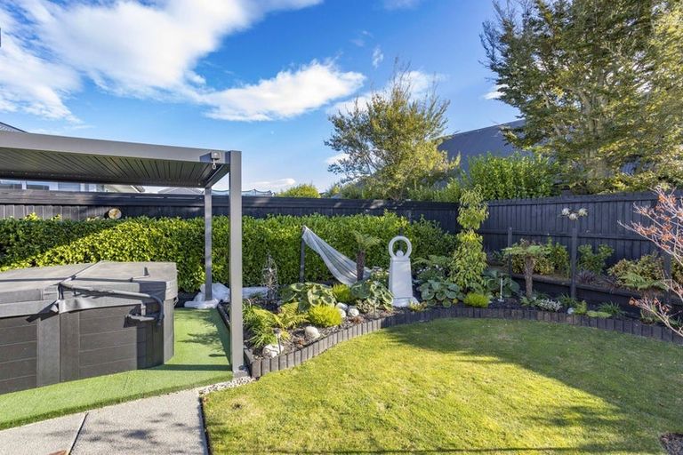 Photo of property in 12 Sloan Avenue, Rangiora, 7400