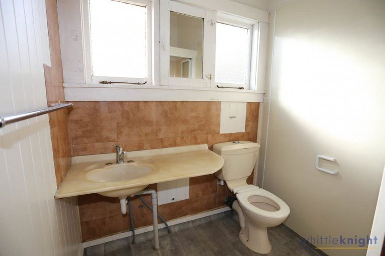 Photo of property in 10 Bartlett Street, Riccarton, Christchurch, 8011