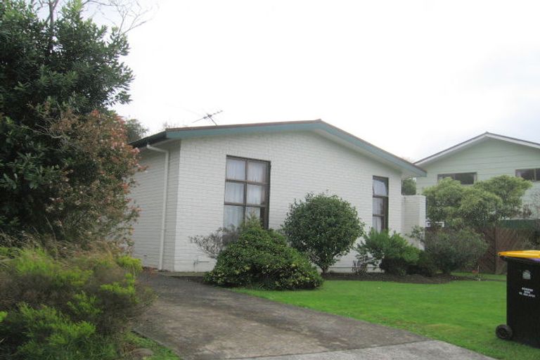 Photo of property in 4 Bowline Place, Whitby, Porirua, 5024