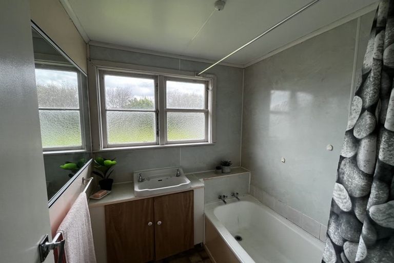 Photo of property in 16 Main Street, Marton, 4710