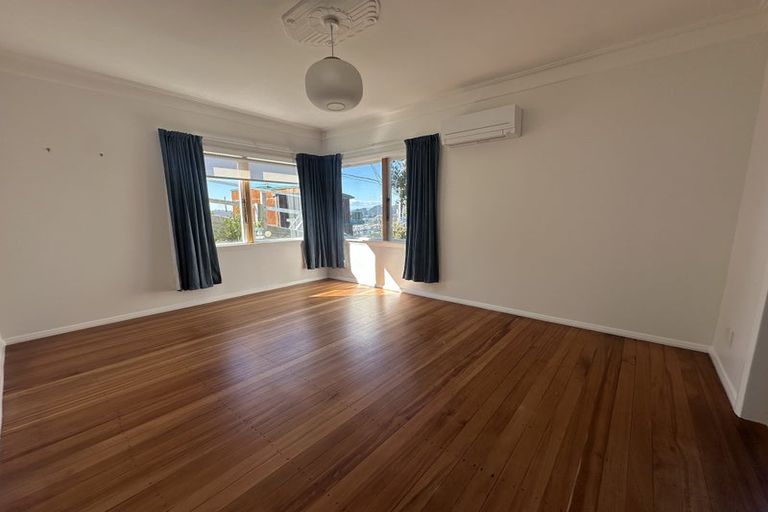 Photo of property in 1 Pearce Street, Vogeltown, Wellington, 6021