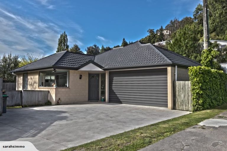 Photo of property in 1/69 Bowenvale Avenue, Cashmere, Christchurch, 8022