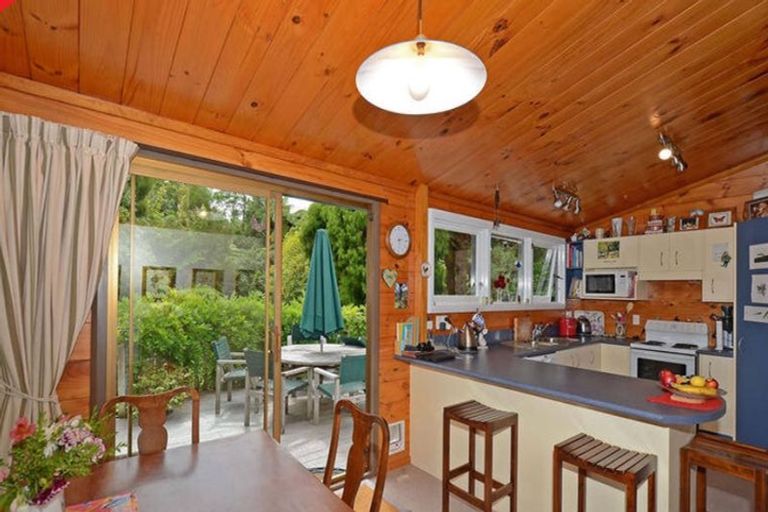 Photo of property in 35 Chatsworth Road, Silverstream, Upper Hutt, 5019