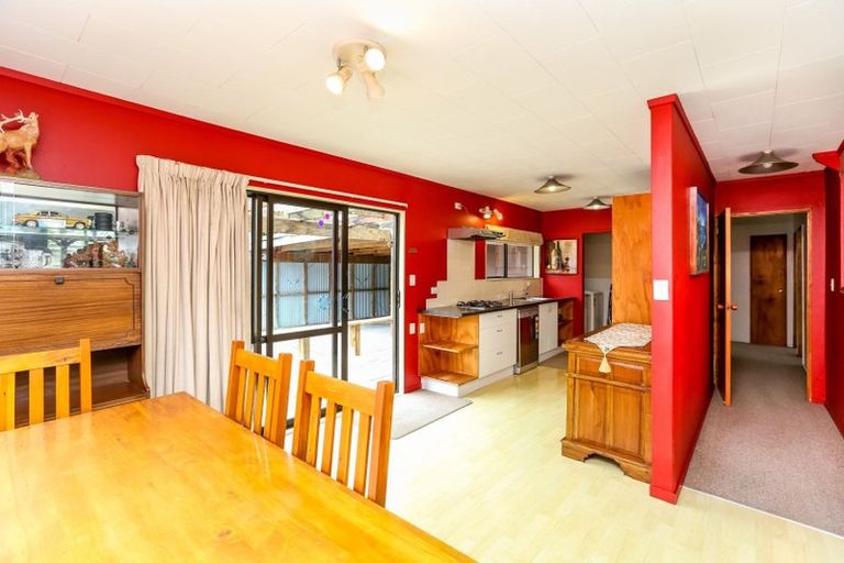 Photo of property in 6 Antonia Place, Bell Block, New Plymouth, 4312