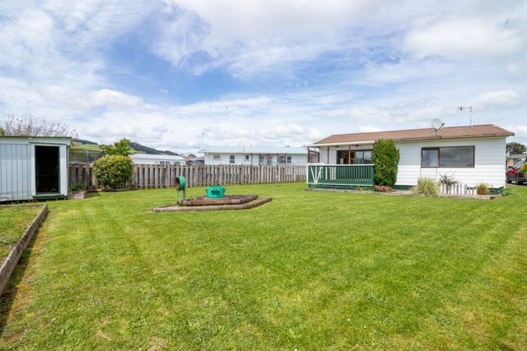 Photo of property in 17 Waimarei Avenue, Paeroa, 3600