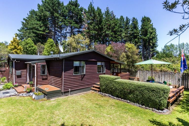 Photo of property in 14 Te Herekiekie Street, Turangi, 3334