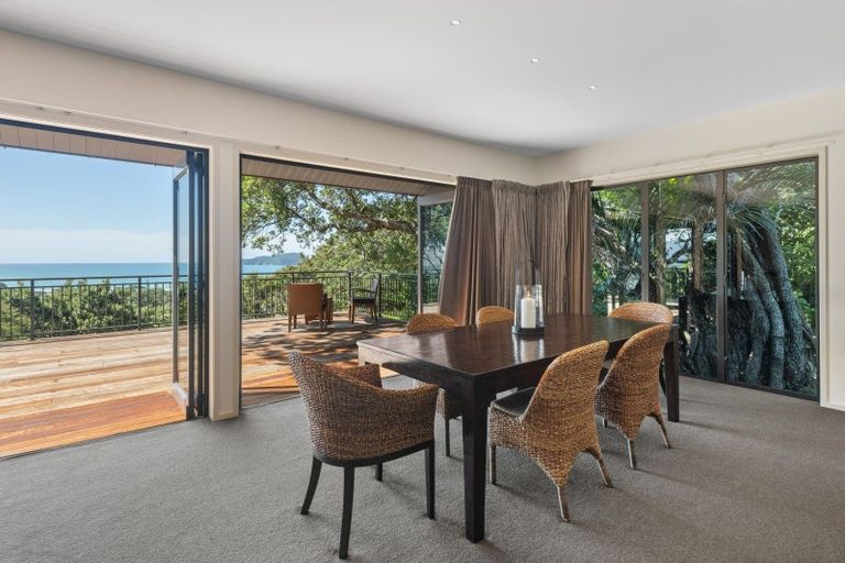 Photo of property in 49 Mount Avenue, Pauanui, Hikuai, 3579