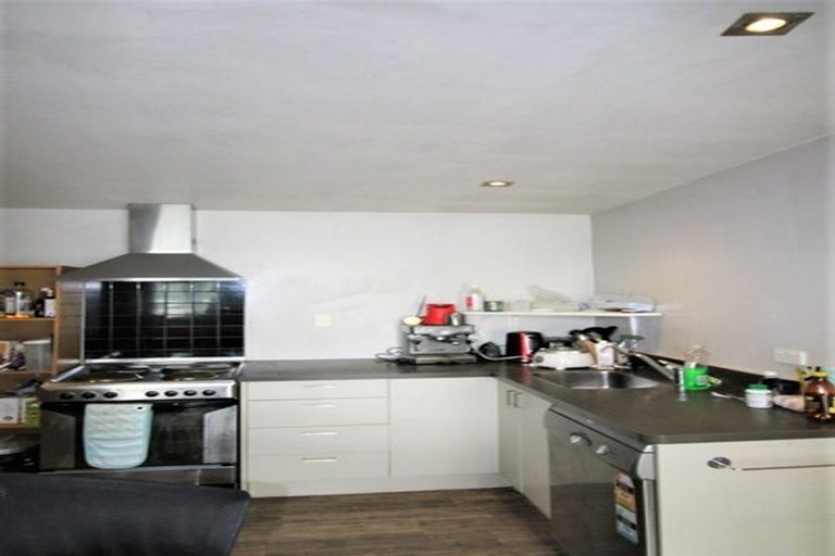 Photo of property in 281 Castle Street, Dunedin Central, Dunedin, 9016