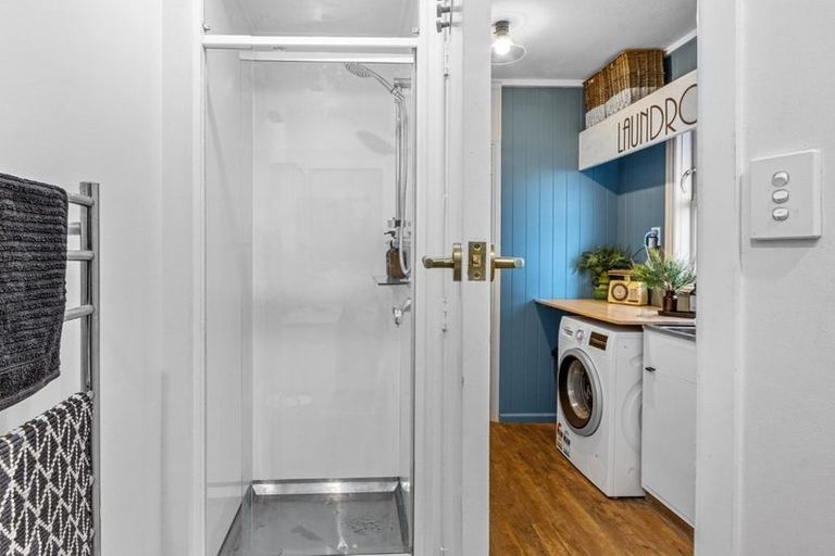 Photo of property in 9 Lake Terrace Road, Burwood, Christchurch, 8061