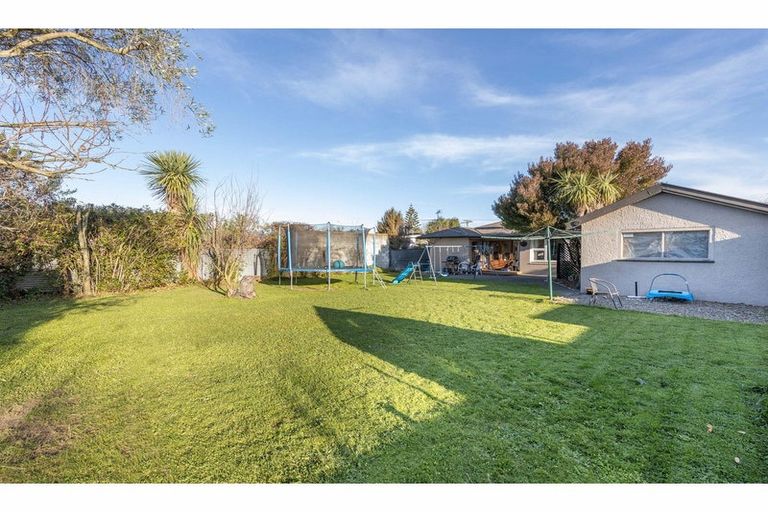 Photo of property in 13 Gilbert Street, Amberley, 7410