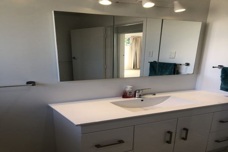 Photo of property in 19 Kingsley Street, St Andrews, Hamilton, 3200