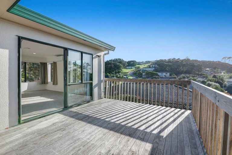Photo of property in 14b Kestrel Heights, Arkles Bay, Whangaparaoa, 0932
