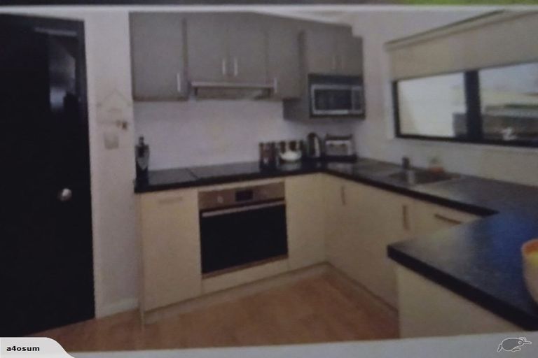 Photo of property in 1/100 Wattle Farm Road, Wattle Downs, Auckland, 2103