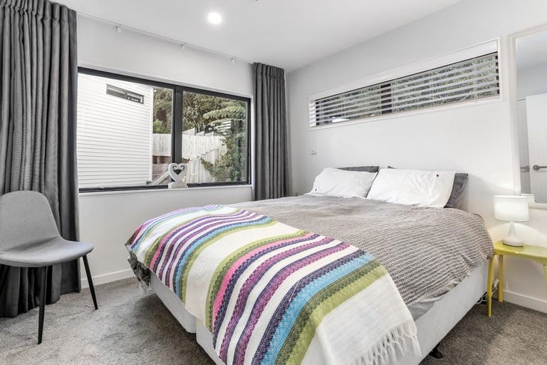 Photo of property in 74e Langana Avenue, Browns Bay, Auckland, 0630