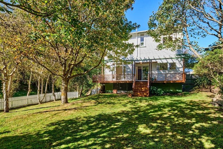 Photo of property in 202 Happy Valley Road, Owhiro Bay, Wellington, 6023