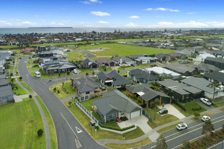 Photo of property in 95 The Boulevard, Papamoa Beach, Papamoa, 3118