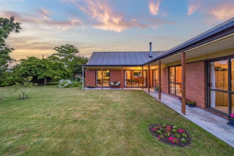 Photo of property in 18 Nepal Place, Burnside, Christchurch, 8053