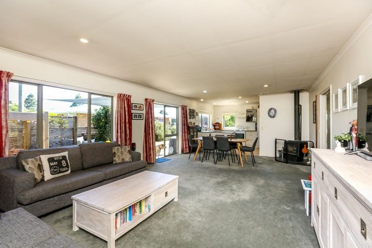 Photo of property in 5 Rimu Street, Inglewood, 4330