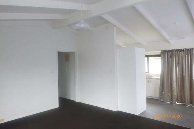 Photo of property in 50 Sungrove Rise, Sunnyvale, Auckland, 0612