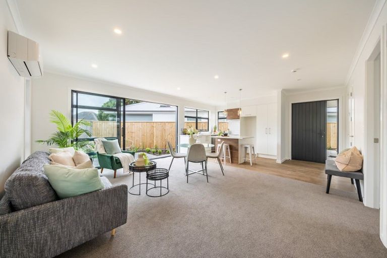 Photo of property in 8 Tarata Lane, Avalon, Lower Hutt, 5011