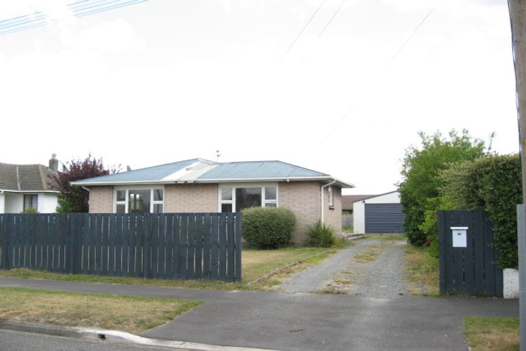 Photo of property in 33 Charlcott Street, Burnside, Christchurch, 8053