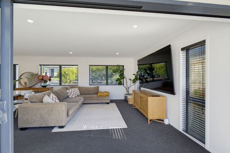 Photo of property in 27 Kawaupaka Road, Kaukapakapa, Helensville, 0875