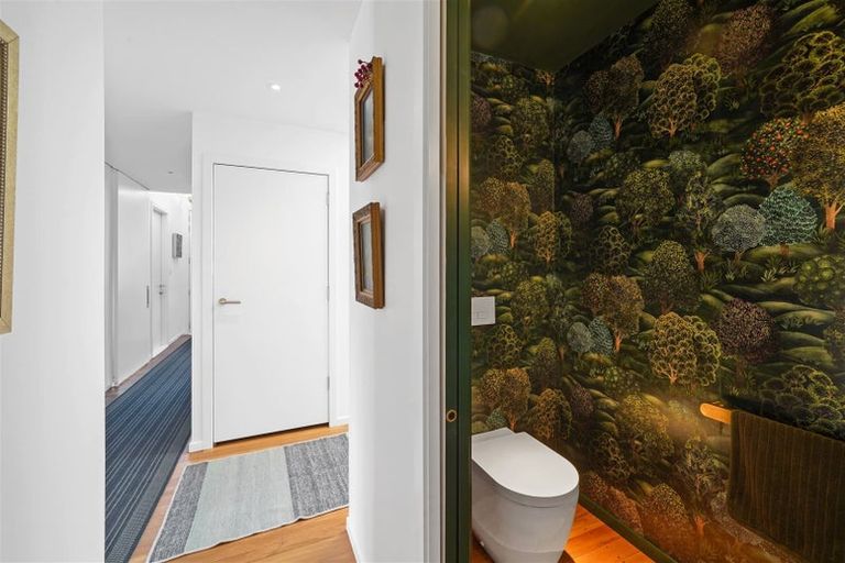 Photo of property in 42 Whitfield Street, Sumner, Christchurch, 8081