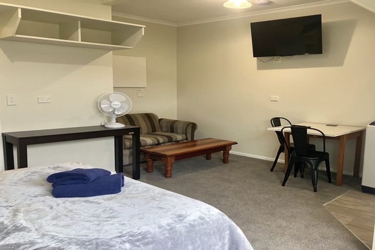 Photo of property in 40 Ocean Road, Paraparaumu Beach, Paraparaumu, 5032