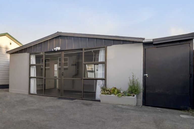 Photo of property in 38 Pinedale Place, Henderson, Auckland, 0610