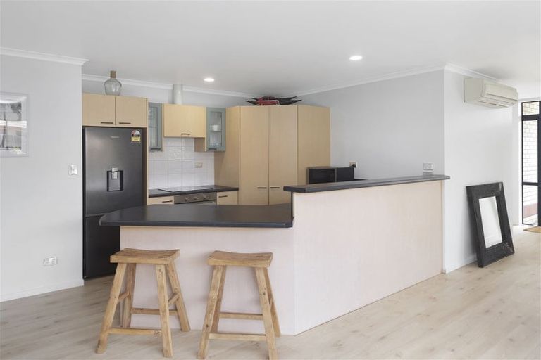 Photo of property in 35 Eastwood Rise, Waimairi Beach, Christchurch, 8083